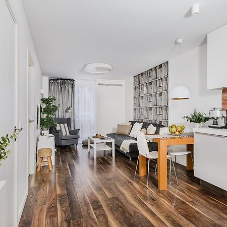 P&O Apartments Plac Grzybowski Warsaw Ngoại thất bức ảnh